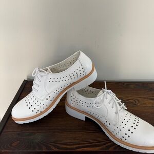 PrimaDonna collection white oxford
